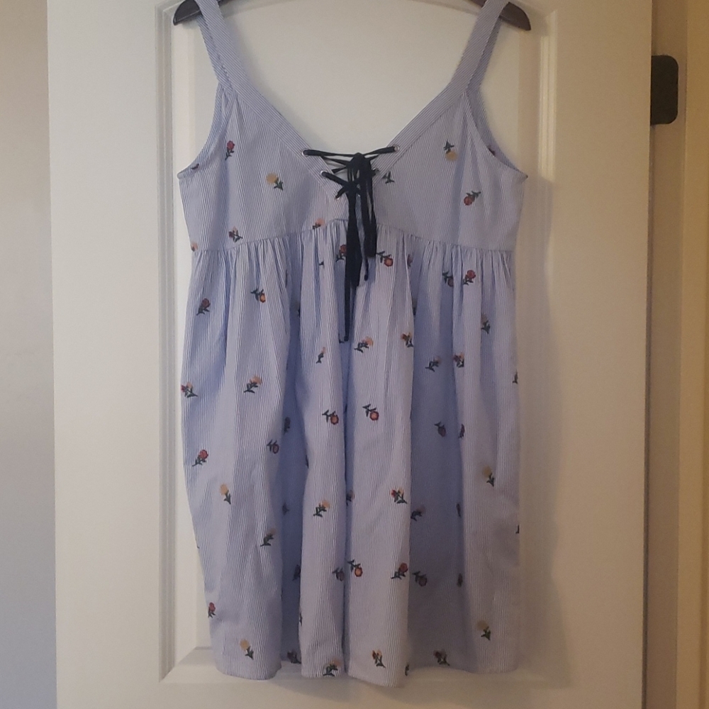 Beautiful summer dress. Size M - Picture 1 of 8
